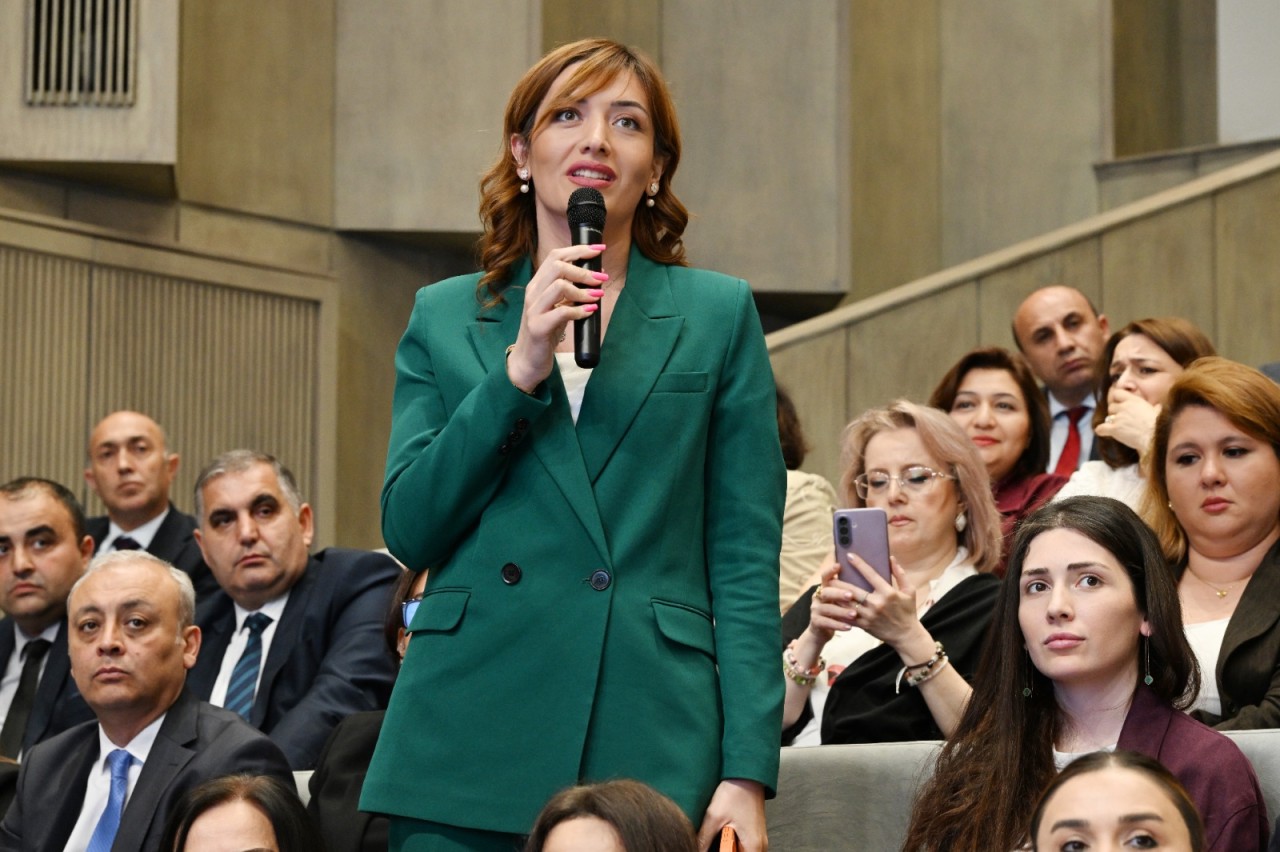 AHİK-də gender məsələlərinə həsr olunan tədbir keçirilib - FOTOLAR